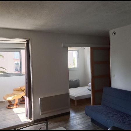 Frejus-Plage Et Centre-Ville, 28 M2, Accueil 4 Personnes, Francais, English Spoken Exterior foto